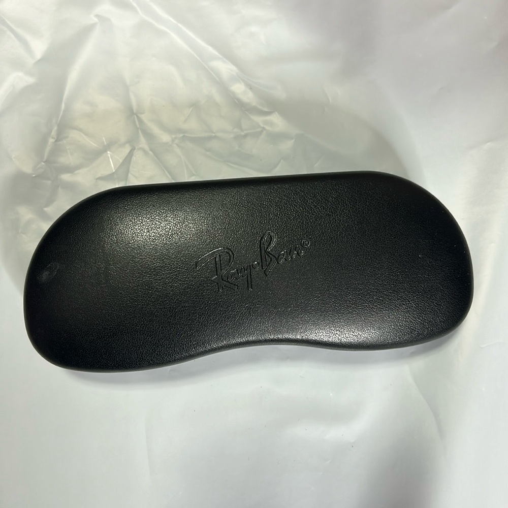 Ray ban glasses case - Picture 1 of 6